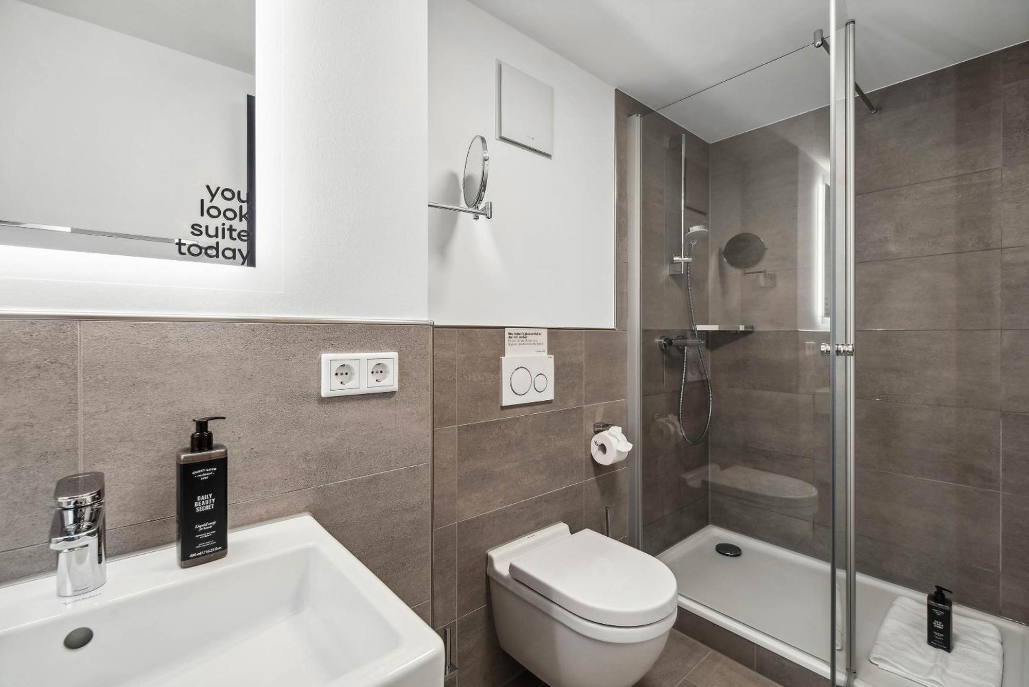 Limehome Kassel Wilhelmsstrasse Luaran gambar